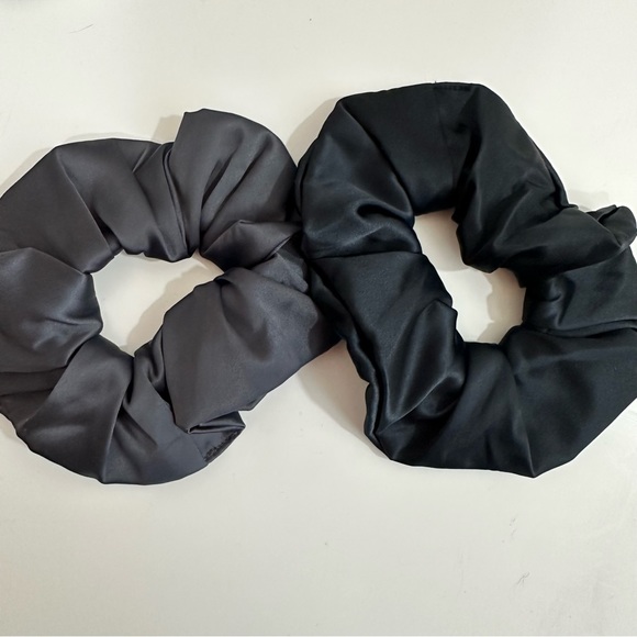Cerie Set of 7 Satin Scrunchie Hair Ties - Picture 2 of 4